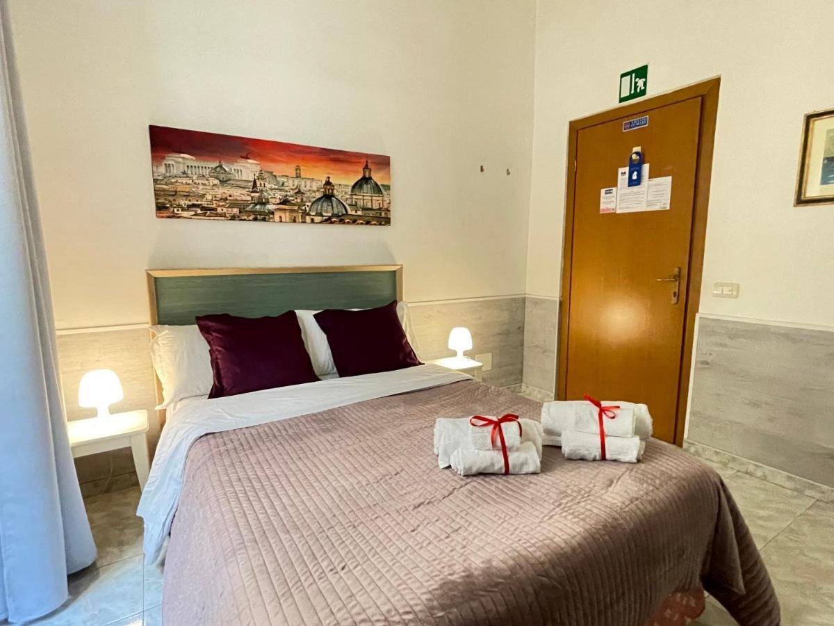 Roman Holidays Rooms Otranto Экстерьер фото
