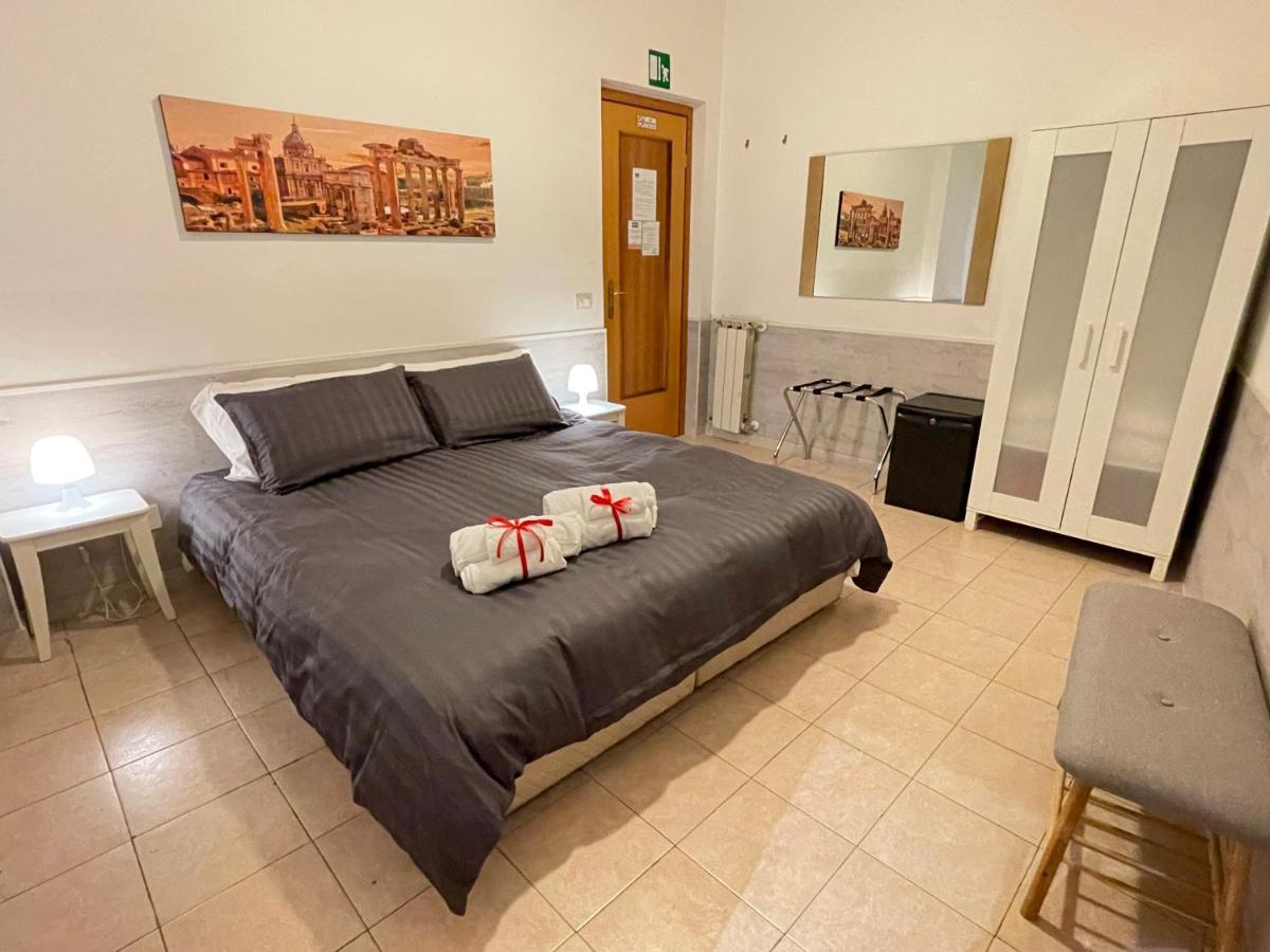 Roman Holidays Rooms Otranto Экстерьер фото