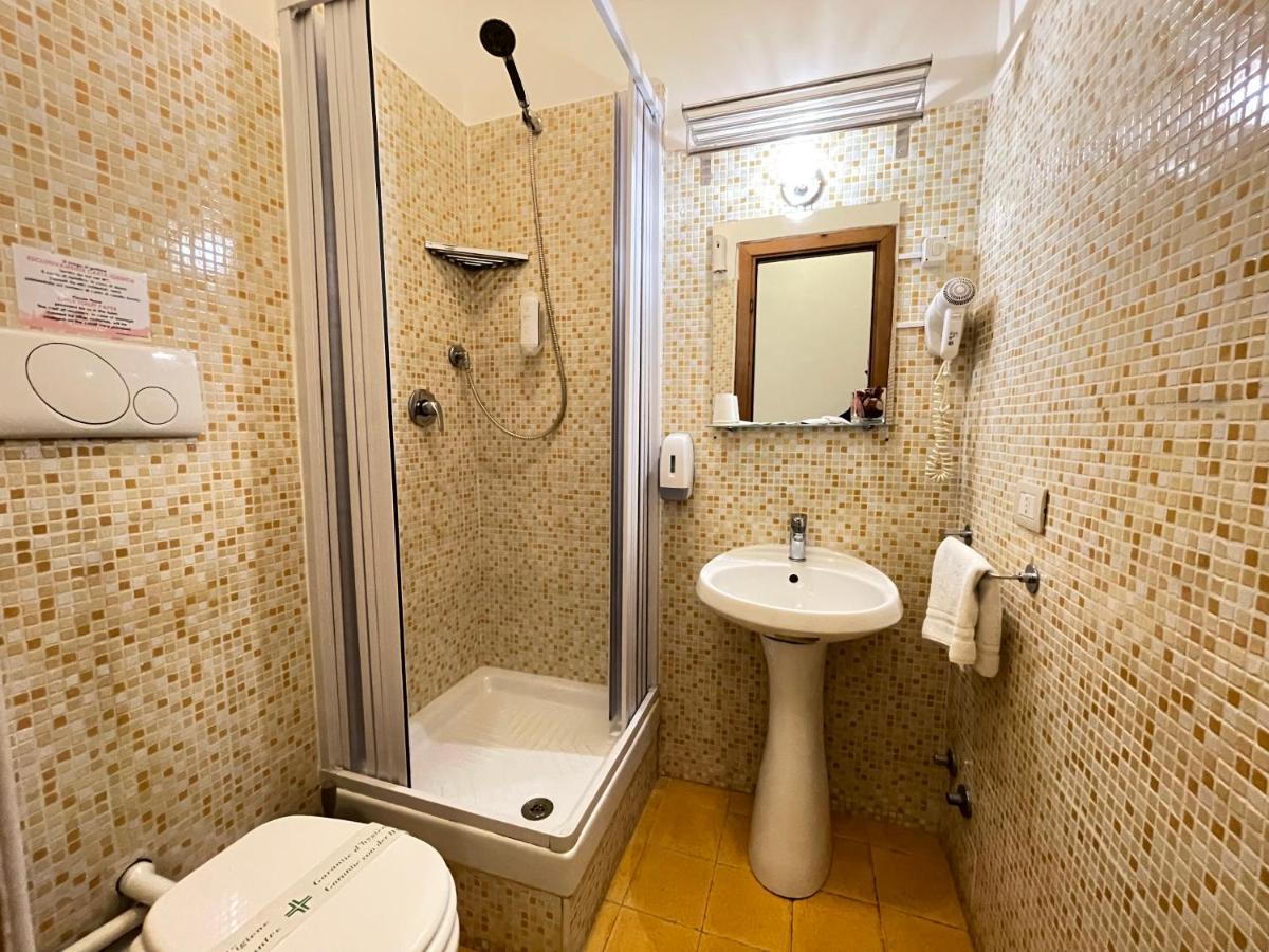 Roman Holidays Rooms Otranto Экстерьер фото