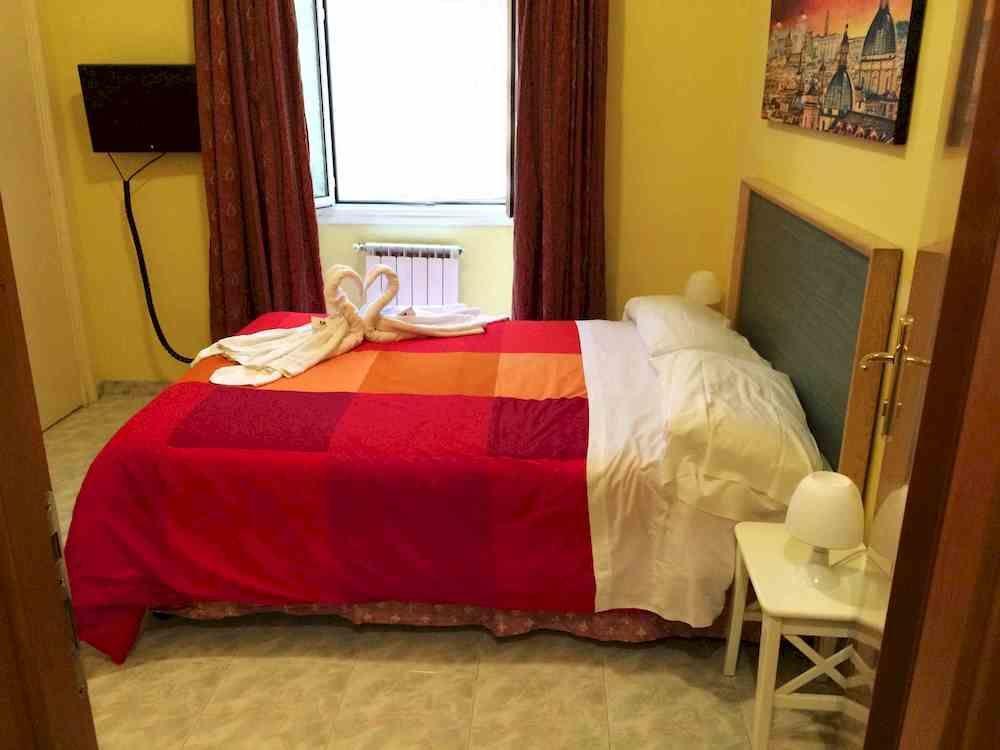 Roman Holidays Rooms Otranto Экстерьер фото