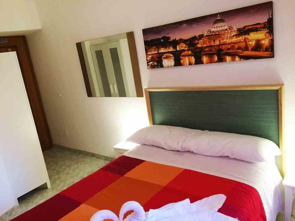 Roman Holidays Rooms Otranto Экстерьер фото